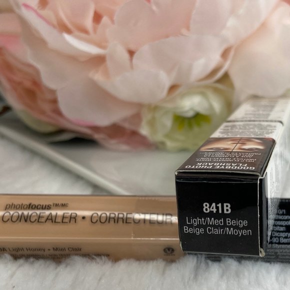 Wet n Wild Photofocus Concealer 841B Lt Med Beige - Picture 4 of 4